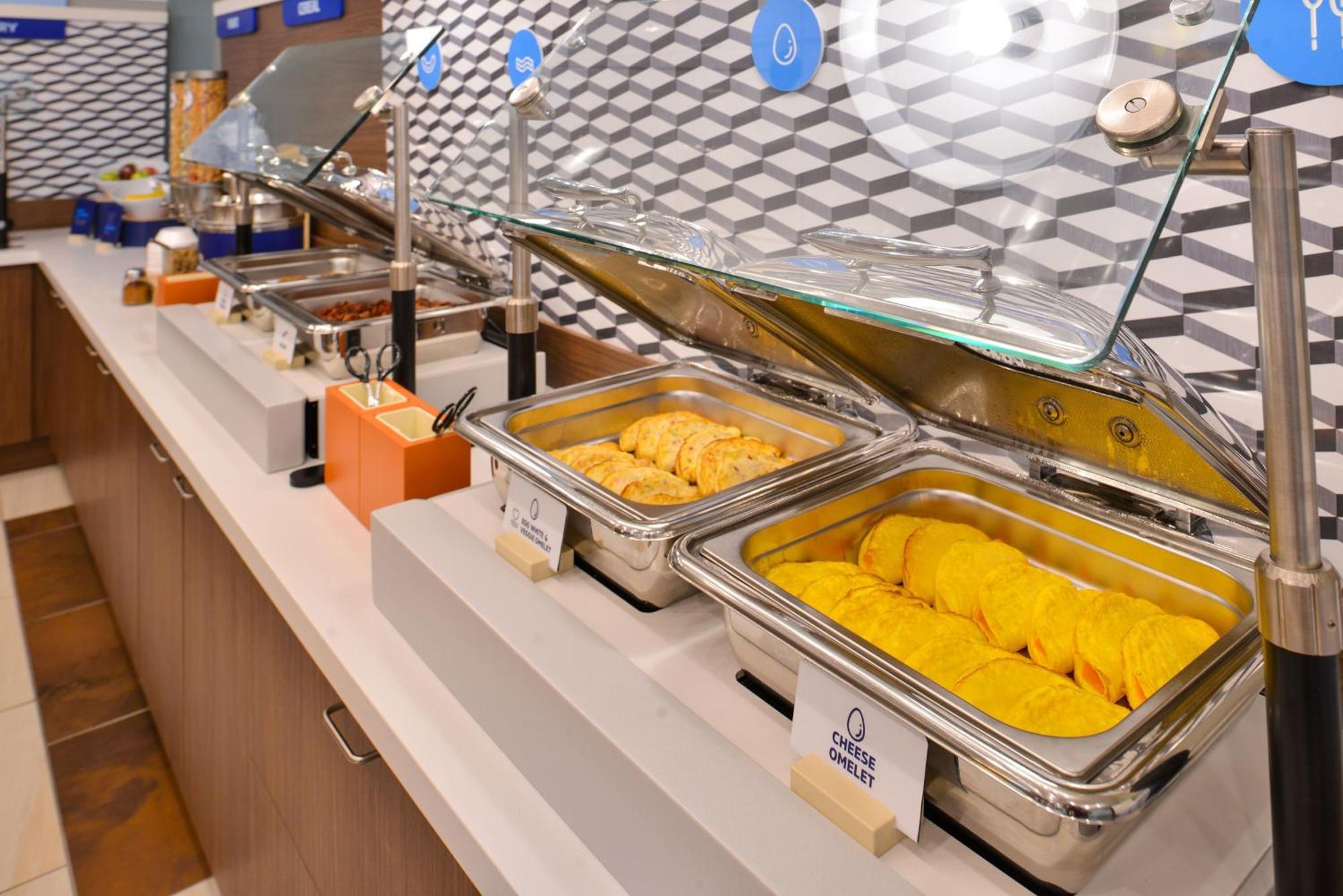 Holiday Inn Express Hotel & Suites Orlando East-Ucf Area By Ihg Alafaya Ngoại thất bức ảnh