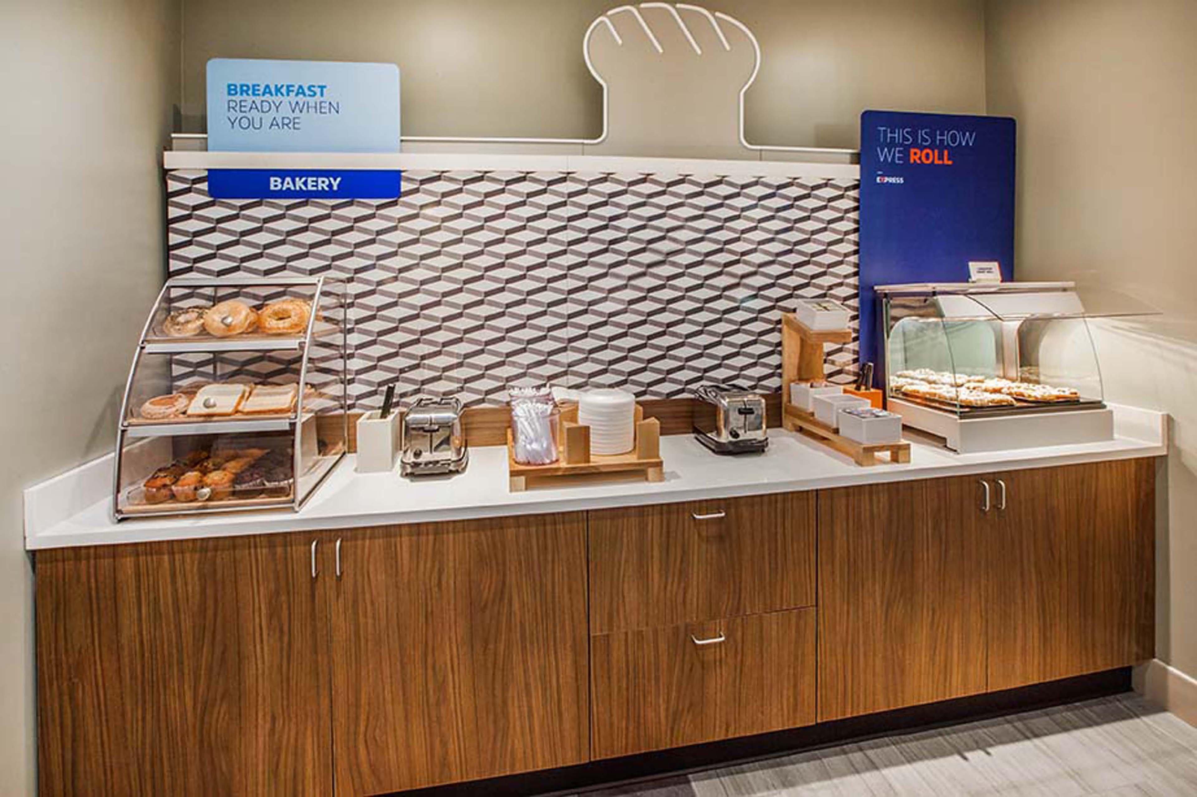 Holiday Inn Express Hotel & Suites Orlando East-Ucf Area By Ihg Alafaya Ngoại thất bức ảnh